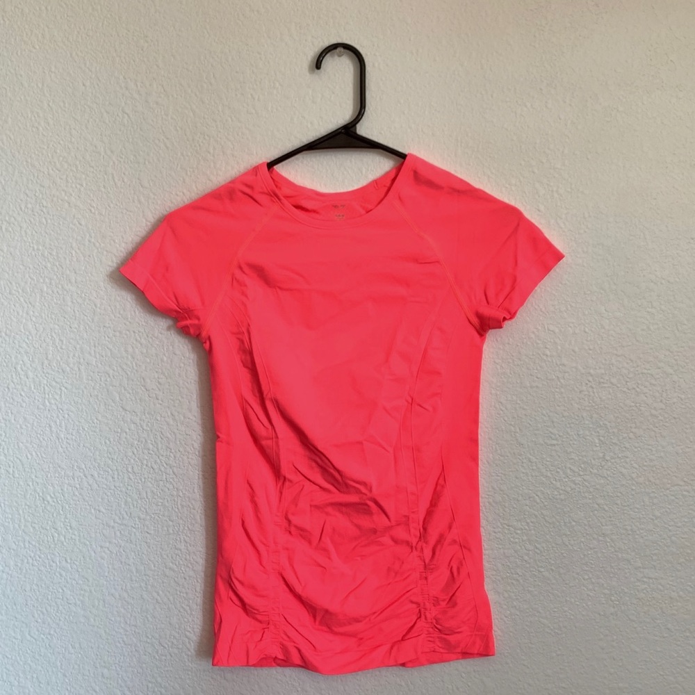 electric pink workout top- never worn!!